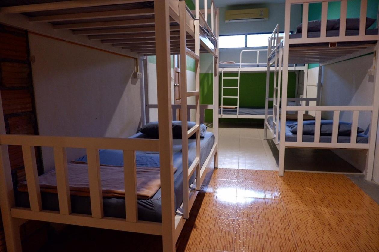 Bigboss Hostel Thong Sala Bagian luar foto