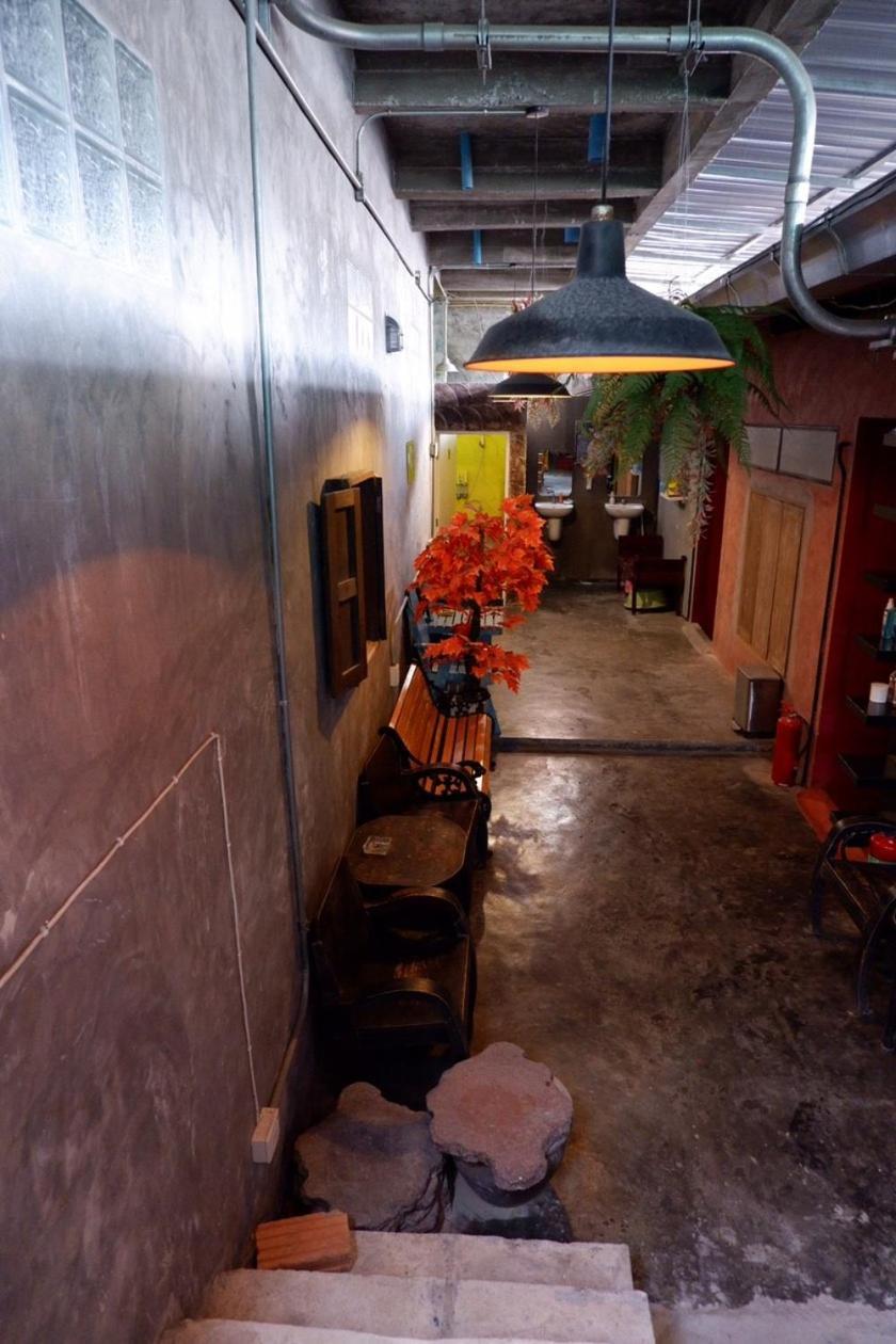 Bigboss Hostel Thong Sala Bagian luar foto